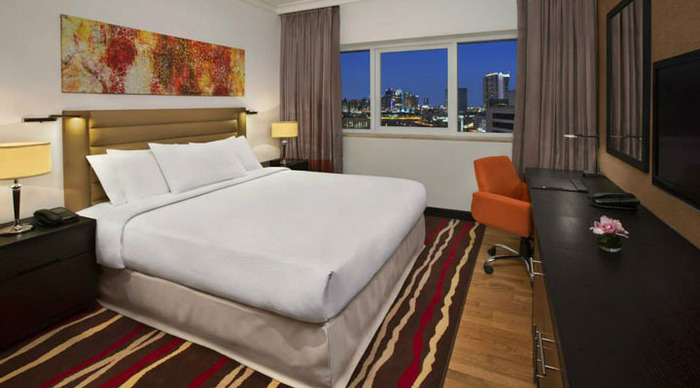 hilton-dt-bedrooms_4