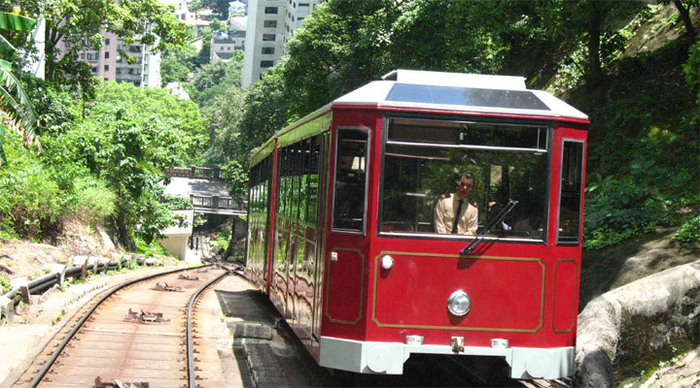 hong-kong-tram-victorias-pe_4