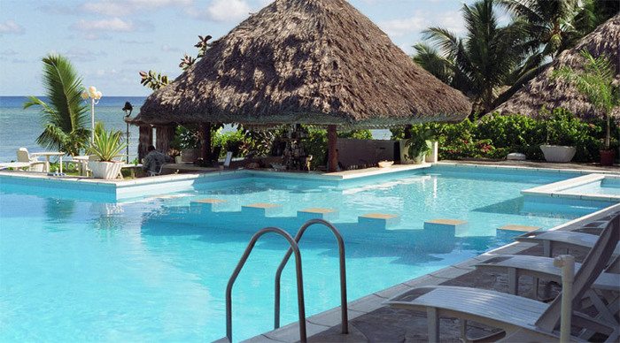 island-lodge-pools-la-digue_4