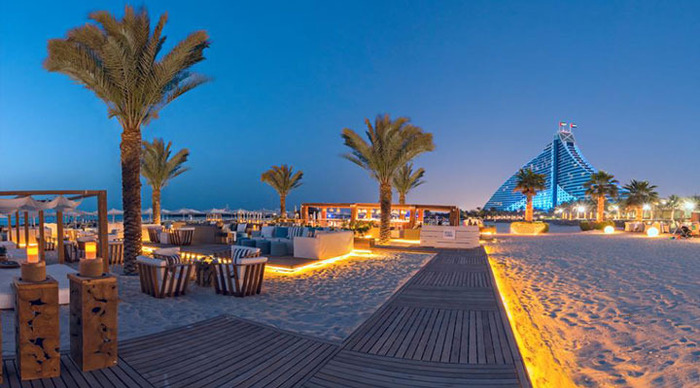 jumeirah-beach-hotel-nights_4