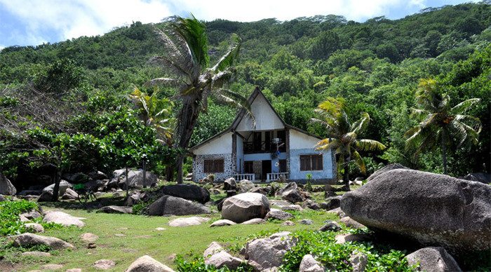 la-digue-houses_4-2