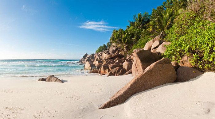 la-reserve-beaches-praslin-_4-2