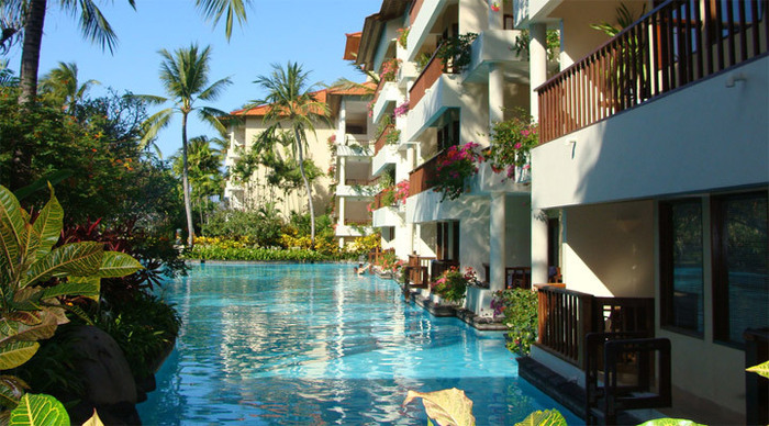 laguna-bali-poolaccessroom-_4-1