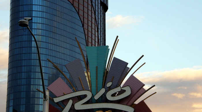 las-vegas-rio-signs_4