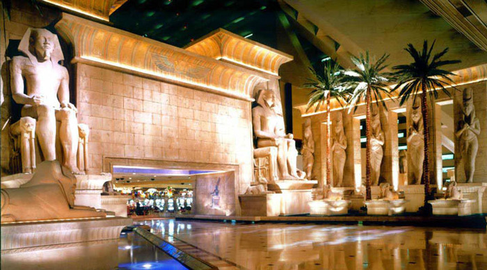 luxor-lobby_4-1