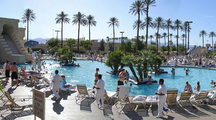 luxor-pool_4