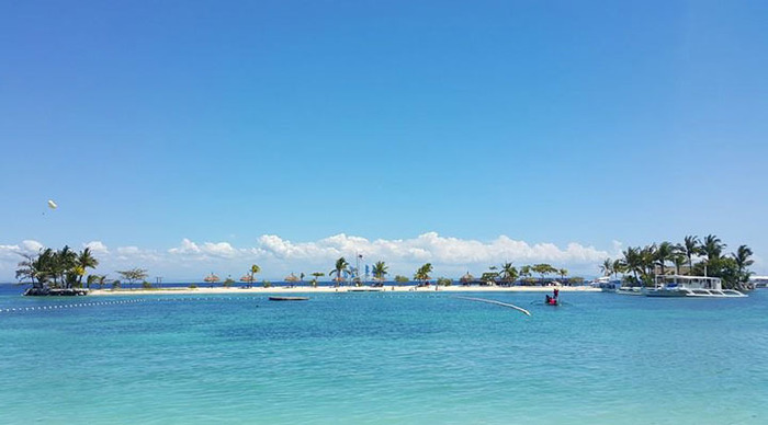 maribago-bluewater-cebu-beaches_4