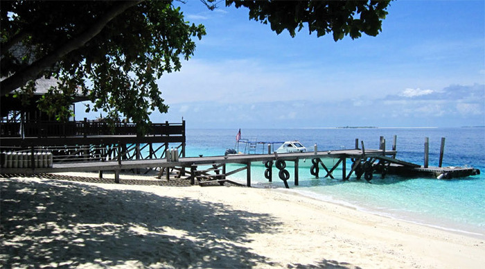 mataking-borneo-beach_4