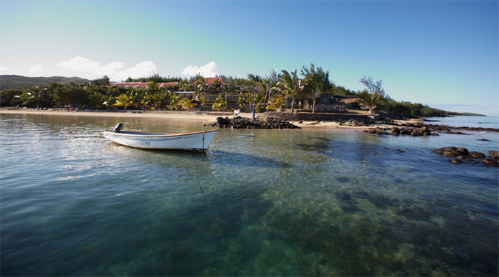 mourok-ebony-beach-rodrigue_4