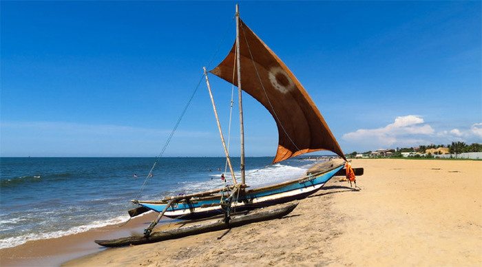 negombo-boats_4-1