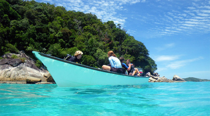 perhentian-diveboat-malaysi_4