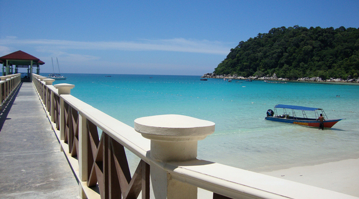 perhentian-piers_4-1