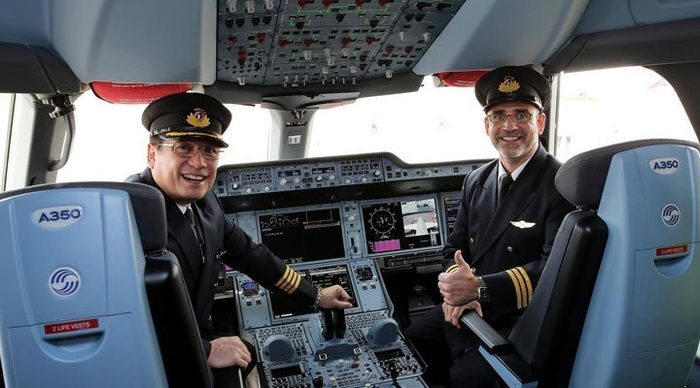 qatar-airways-cockpits_4