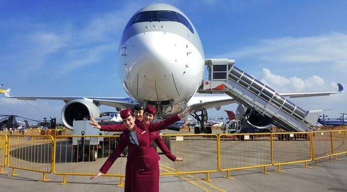 qatar-airways-plane-on-land_4