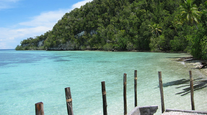 raja-ampat-beach-indonesia_4