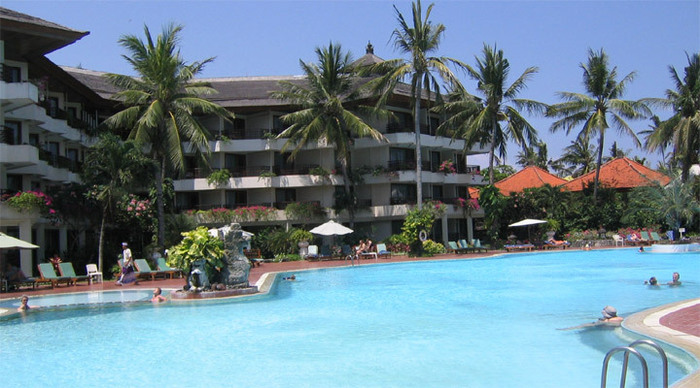 sanur-beach-buildings-indon_4