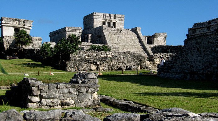 tulum-pyramide_4