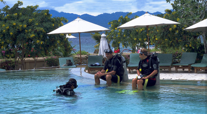 vila-ombak-gili-pool-diving_4-1