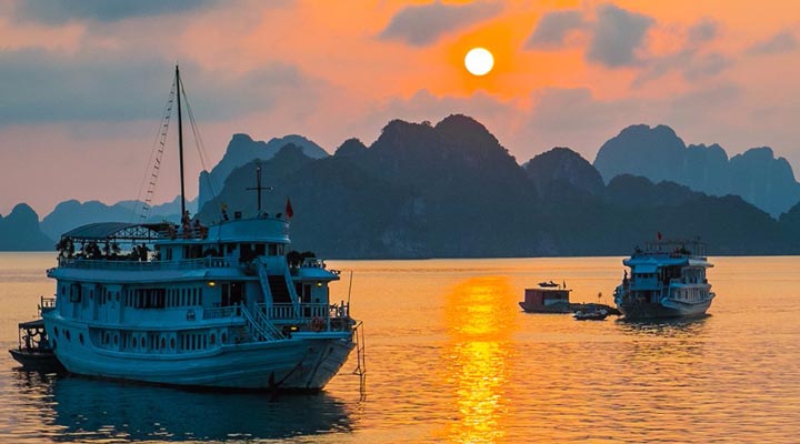 Halong-Bay-Sunset-Hanoi-Vietnam.jpg