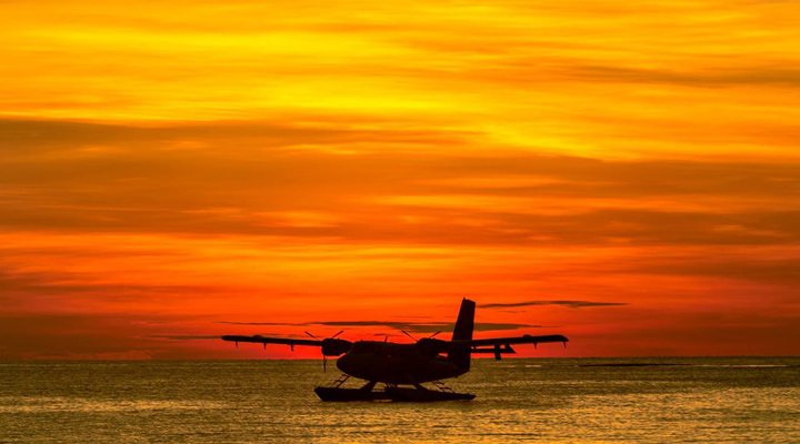 Hurawalhi-Seaplane-Sunset-TMA