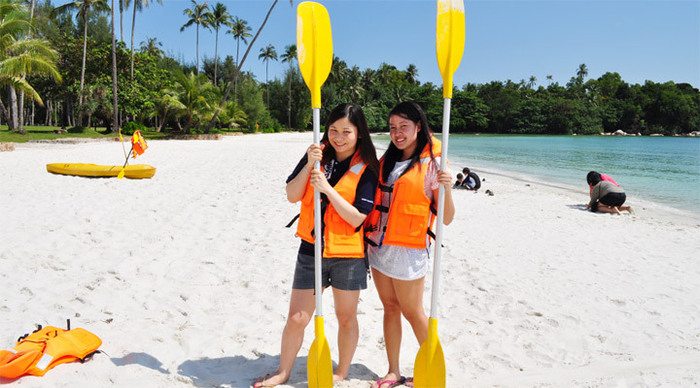 bintan-beach-girls-indonesi_4-4.jpg