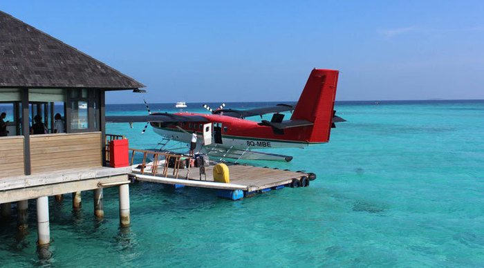 ja-manafaru-seaplane_4