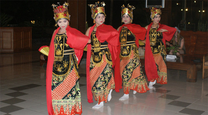 sekotong-dancers-lombok-ind_4.jpg