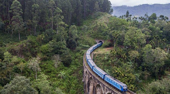 sri-lanka-train_4